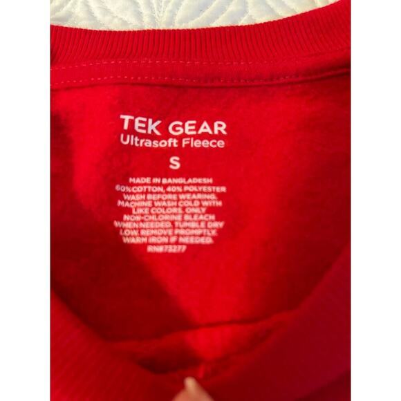 NWTO Tek Gear Red Sweatshirt
Size small
Excellent condition - Picture 2 of 7